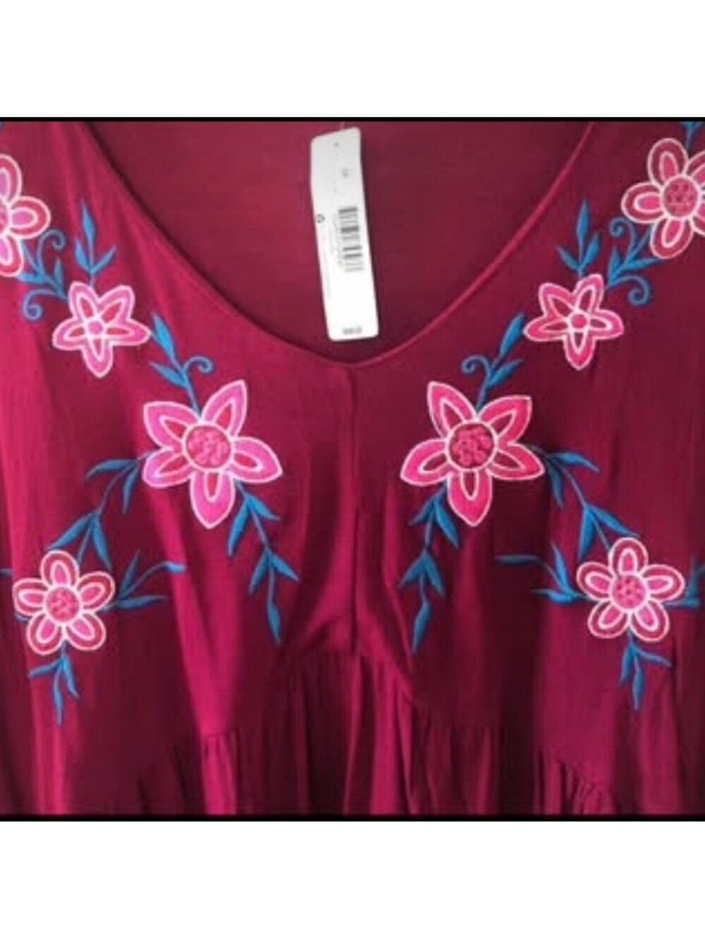 NWT New Directions Curvy Top with Floral Embroidery Flared Bell Sleeves Size 2X - Picture 7 of 10
